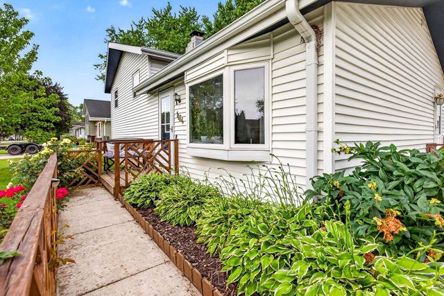 1164 MAYER STREET, Menasha, WI 54952