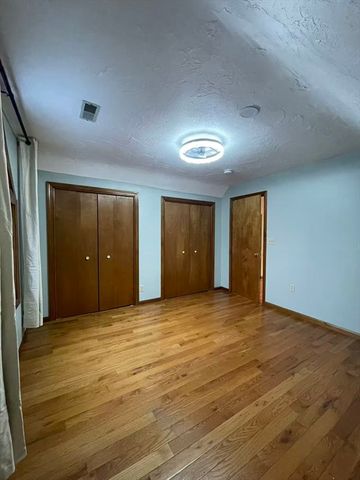 129 Beale St B, Quincy, MA 02170