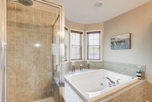 129 Ironwood Court G1, Middletown, NJ 07748