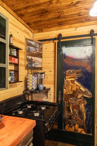 40114 Esterly Lane, Big Bear, CA 92315