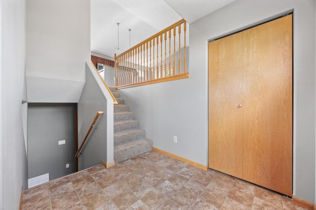 5277 49th Avenue S, Fargo, ND 58104