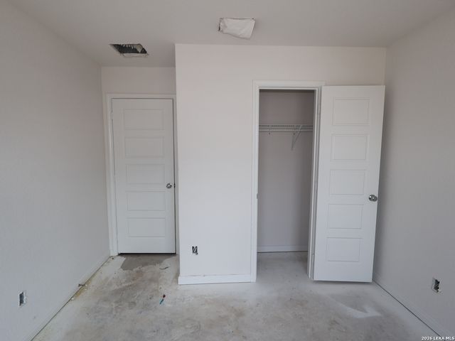 8308 Roadrunner Passage, San Antonio, TX 78222