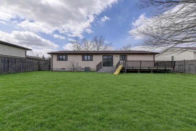 2545 Fossil Stone Road, Dyer, IN 46311