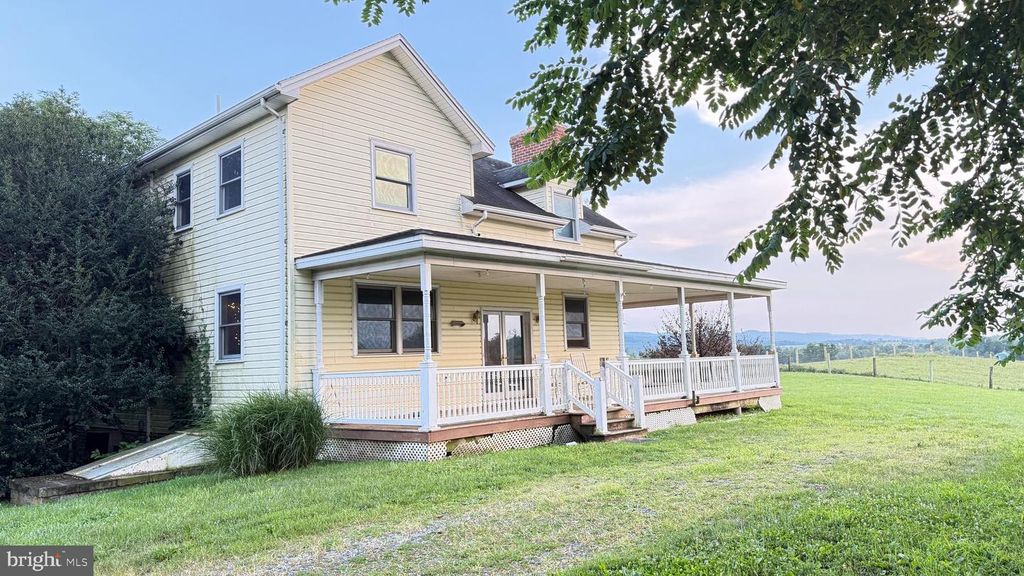 1527 WALNUT BOTTOM RD, Newville, PA 17241