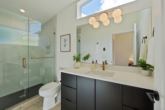 815 NE 100th Street, Seattle, WA 98125