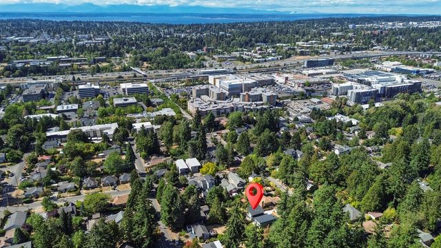 815 NE 100th Street, Seattle, WA 98125