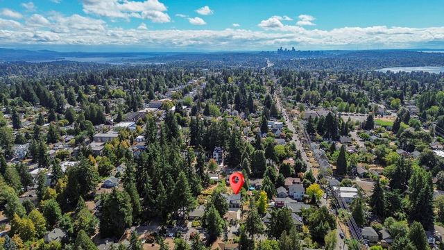 815 NE 100th Street, Seattle, WA 98125
