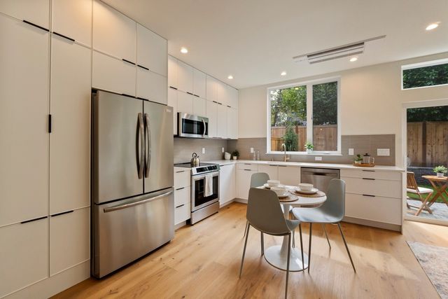 815 NE 100th Street, Seattle, WA 98125