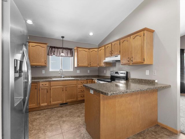 4017 Delta STREET, Manitowoc, WI 54220