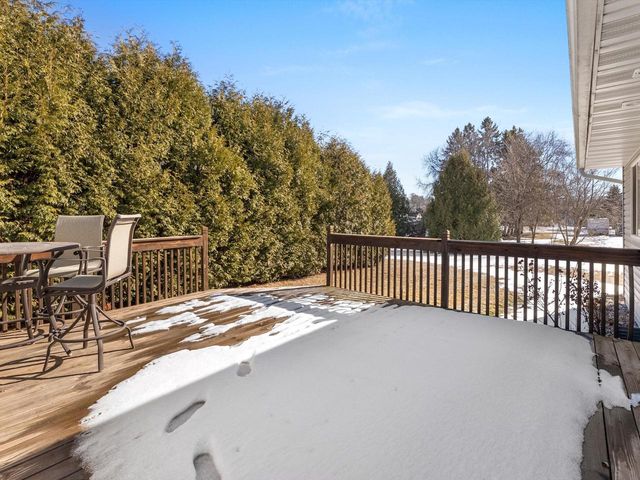 4017 Delta STREET, Manitowoc, WI 54220