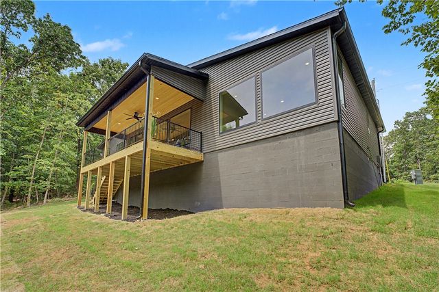 13 Kinloch Drive, Bella Vista, AR 72715