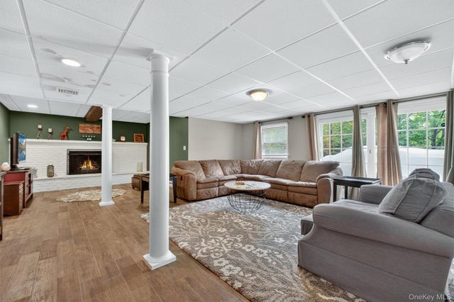 23 Cortlandt Manor Road, Katonah, NY 10536