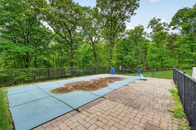 23 Cortlandt Manor Road, Katonah, NY 10536