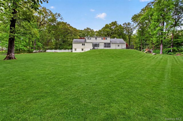 23 Cortlandt Manor Road, Katonah, NY 10536
