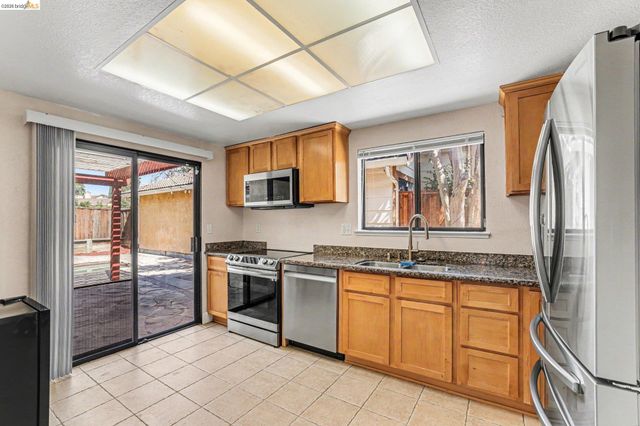 4008 Benbow Ct, Antioch, CA 94531