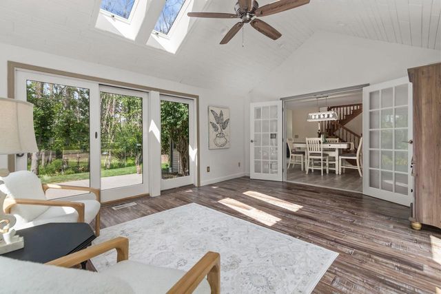 2238 WOODLAWN LANE, Appleton, WI 54914