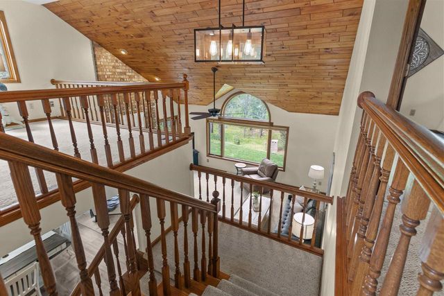 2238 WOODLAWN LANE, Appleton, WI 54914
