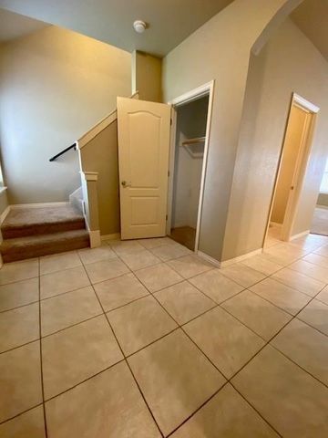 3230 W Montrail Place, Fayetteville, AR 72703