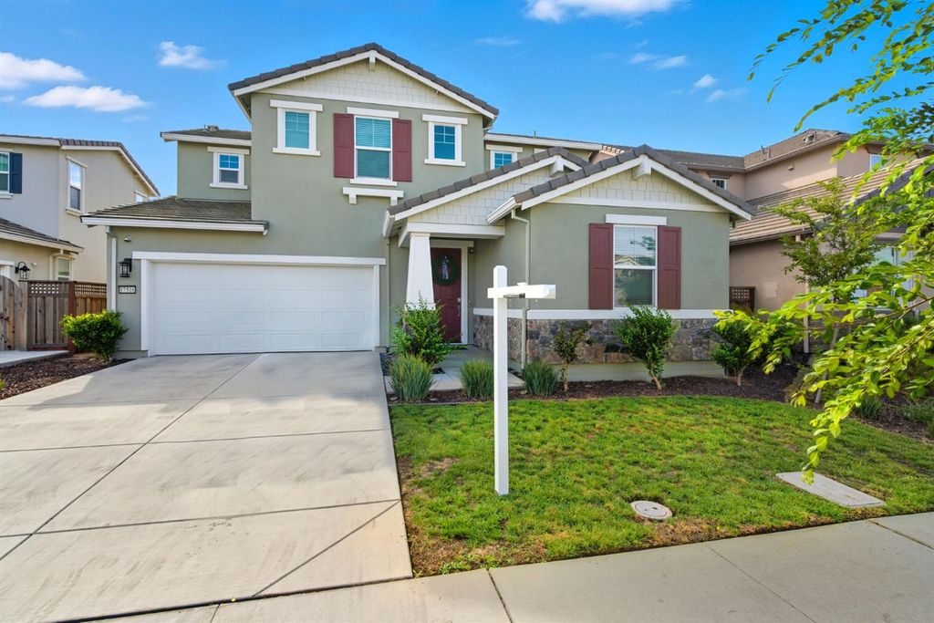 17516 Gemini Ct, Lathrop, CA 95330