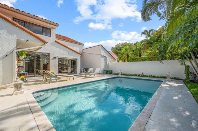 2443 Windsor Way Court, Wellington, FL 33414