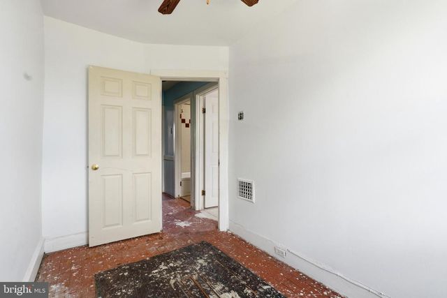 7010 W PASSYUNK AVE, Philadelphia, PA 19142