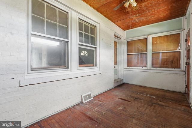 7010 W PASSYUNK AVE, Philadelphia, PA 19142