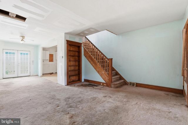 7010 W PASSYUNK AVE, Philadelphia, PA 19142