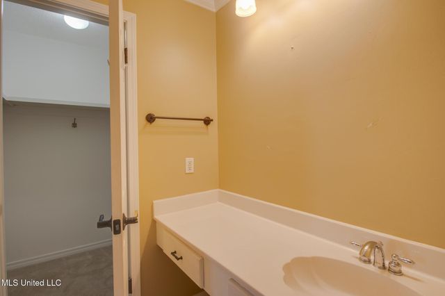 101 Mcguire Drive, Long Beach, MS 39560