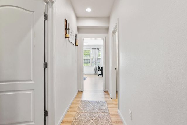9477 California Oak Cir, Patterson, CA 95363