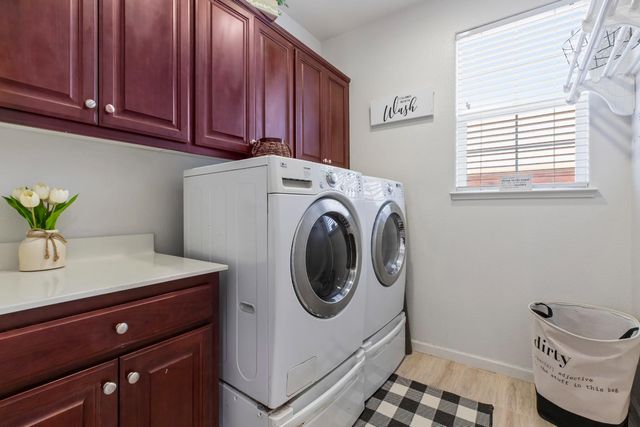 9477 California Oak Cir, Patterson, CA 95363