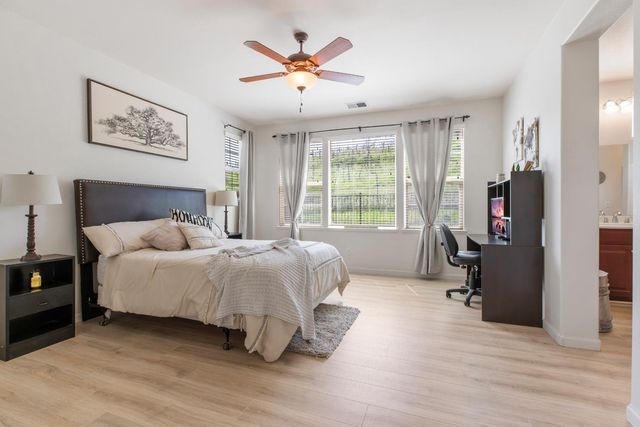 9477 California Oak Cir, Patterson, CA 95363