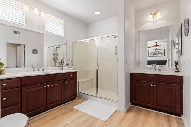 9477 California Oak Cir, Patterson, CA 95363