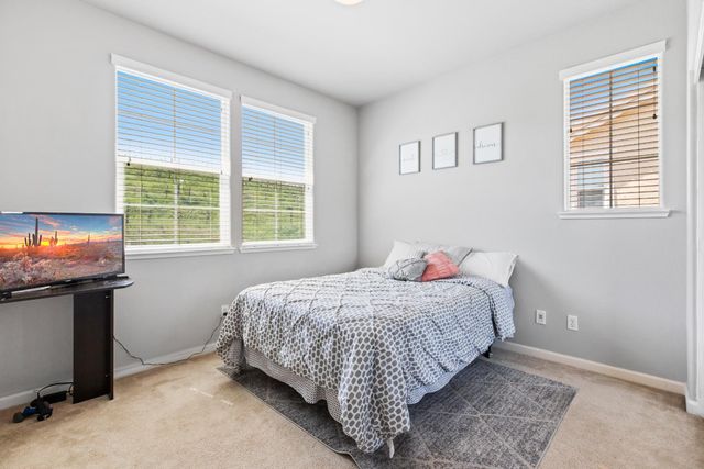9477 California Oak Cir, Patterson, CA 95363