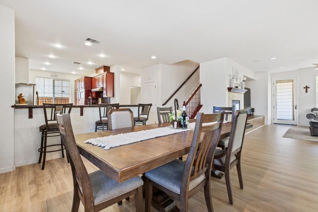 9477 California Oak Cir, Patterson, CA 95363