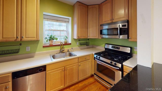 67-08 Exeter Street 2, Forest Hills, NY 11375