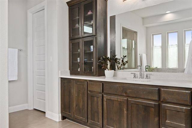 3812 Deep Pocket DR, Leander, TX 78641