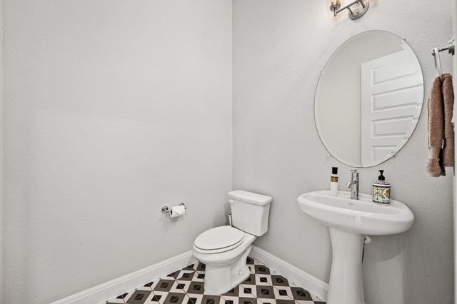 3812 Deep Pocket DR, Leander, TX 78641