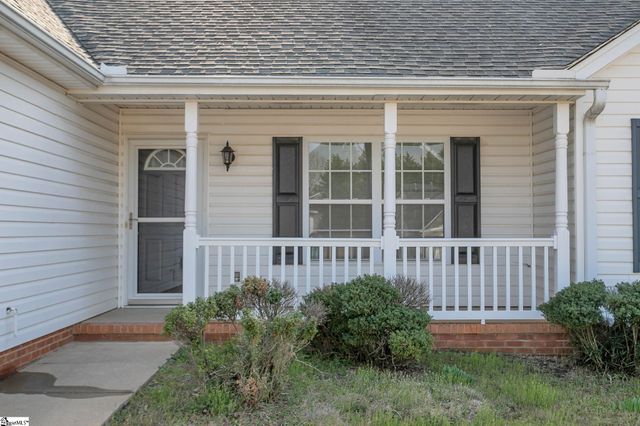 6 Clematis Drive, Taylors, SC 29687