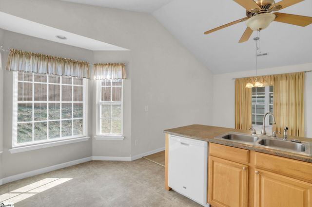 6 Clematis Drive, Taylors, SC 29687