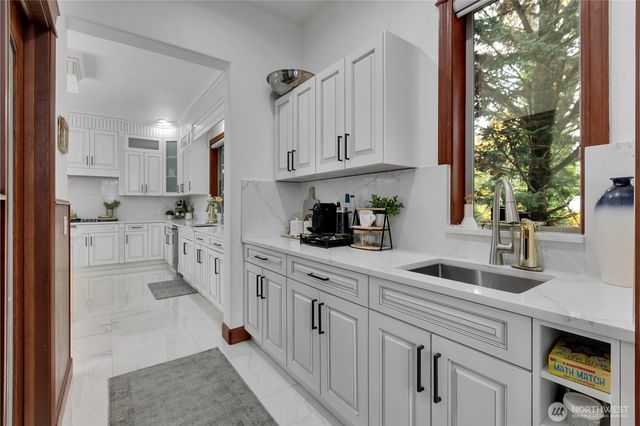 11732 SE 269th Place, Kent, WA 98030