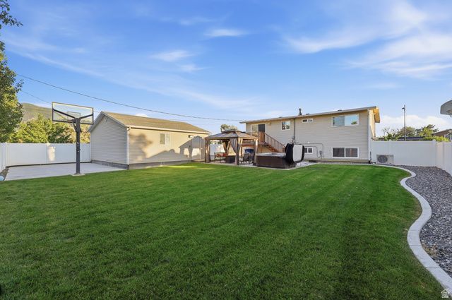 1085 E SEGO LILY DR, Sandy, UT 84094