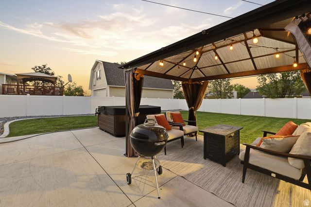 1085 E SEGO LILY DR, Sandy, UT 84094