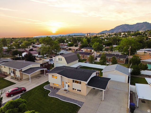 1085 E SEGO LILY DR, Sandy, UT 84094