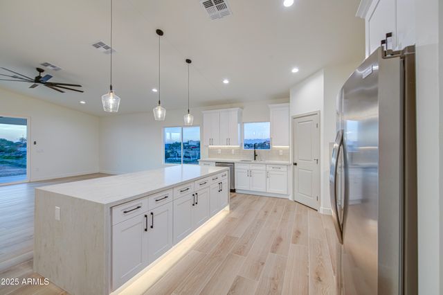 12608 S AIRPORT Road, Buckeye, AZ 85326