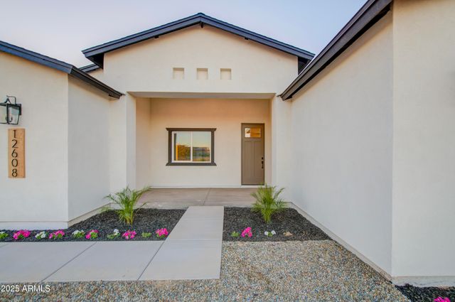 12608 S AIRPORT Road, Buckeye, AZ 85326