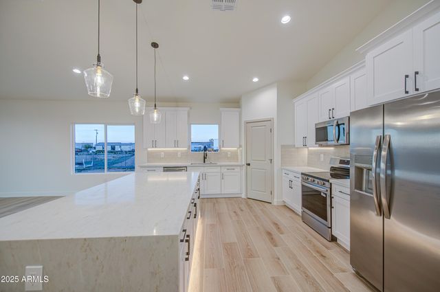 12608 S AIRPORT Road, Buckeye, AZ 85326