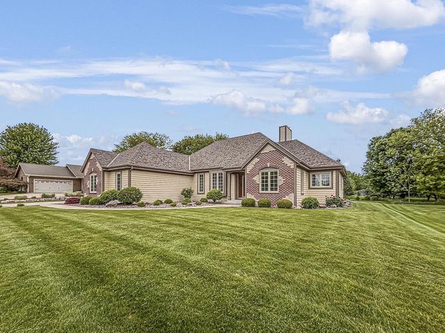 N22W26746 Shooting Star ROAD, Pewaukee, WI 53072