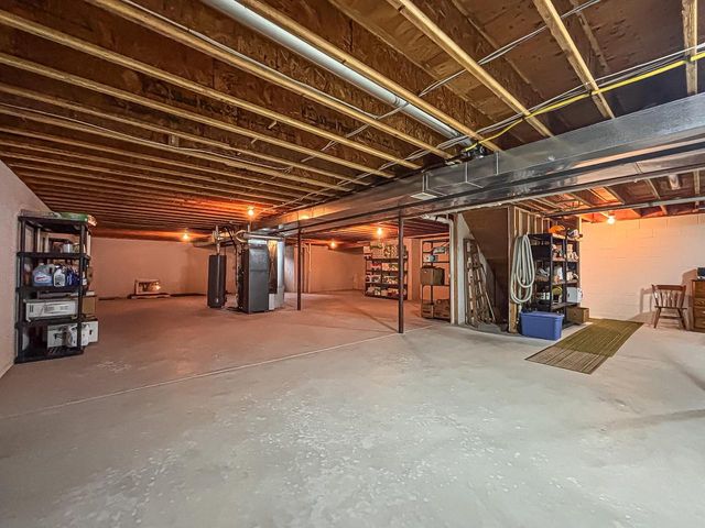 N22W26746 Shooting Star ROAD, Pewaukee, WI 53072