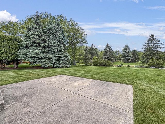 N22W26746 Shooting Star ROAD, Pewaukee, WI 53072