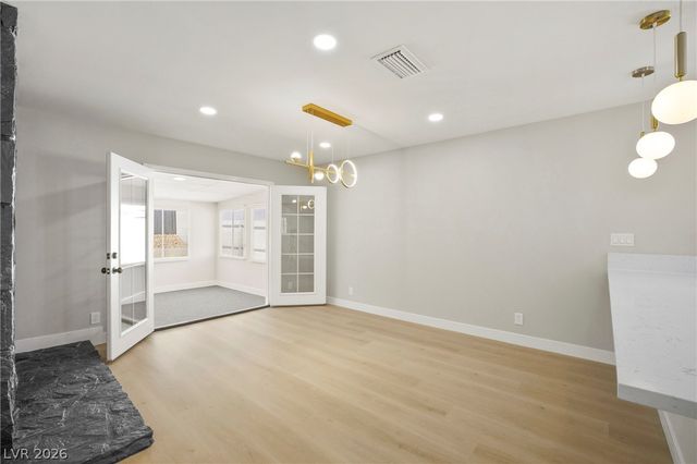 324 Lakehurst Road, Las Vegas, NV 89145